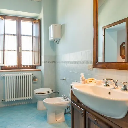 Farmhouse Only 5 Km From With Private Swimming Pool 别墅 哥尔顿