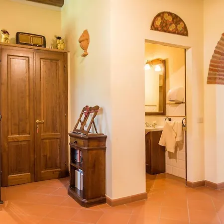 Farmhouse Only 5 Km From With Private Swimming Pool 别墅 *